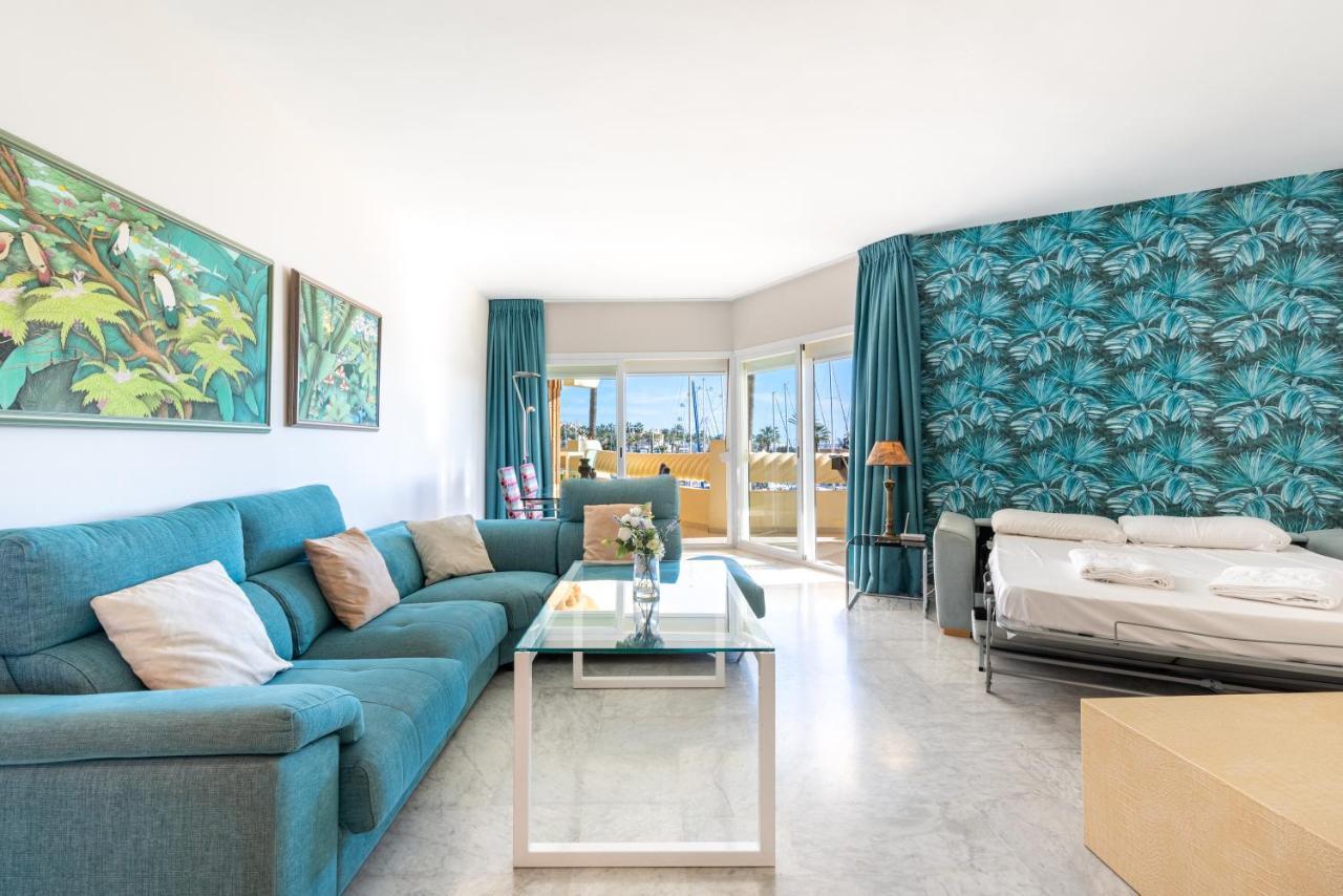 Wintowinrentals Luxury And Sea View Inside Puerto Marina Benalmádena Extérieur photo
