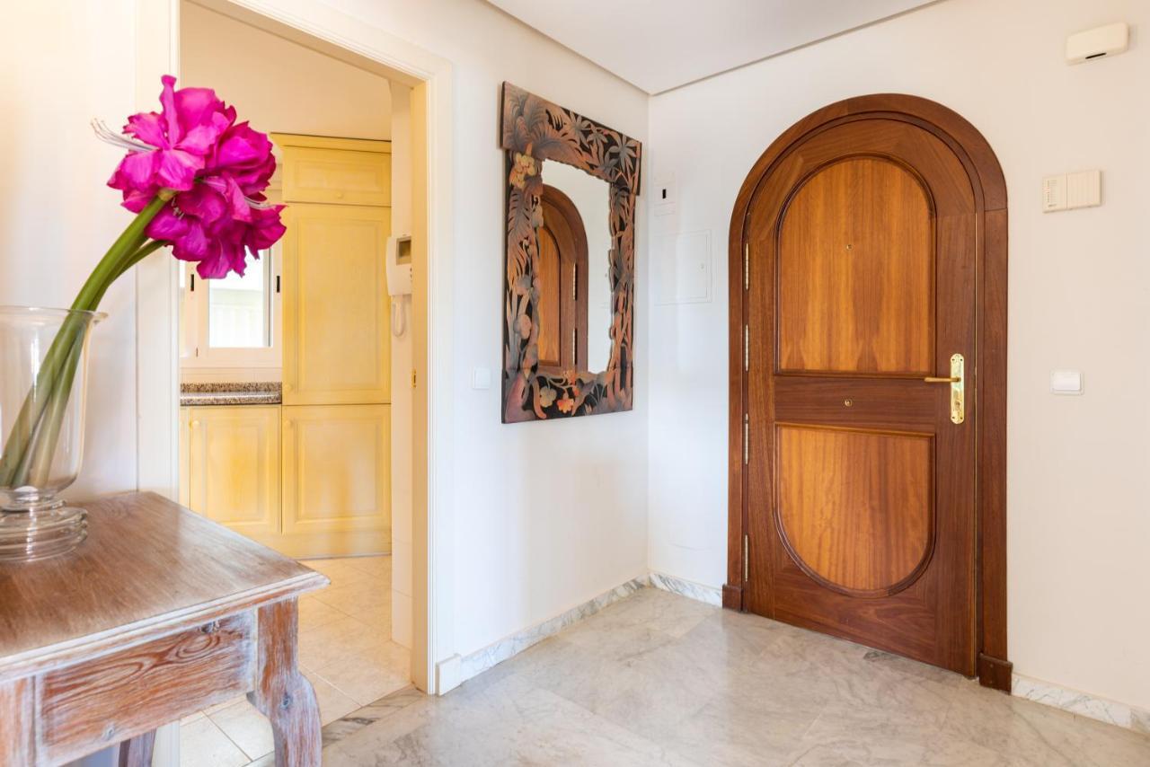 Wintowinrentals Luxury And Sea View Inside Puerto Marina Benalmádena Extérieur photo
