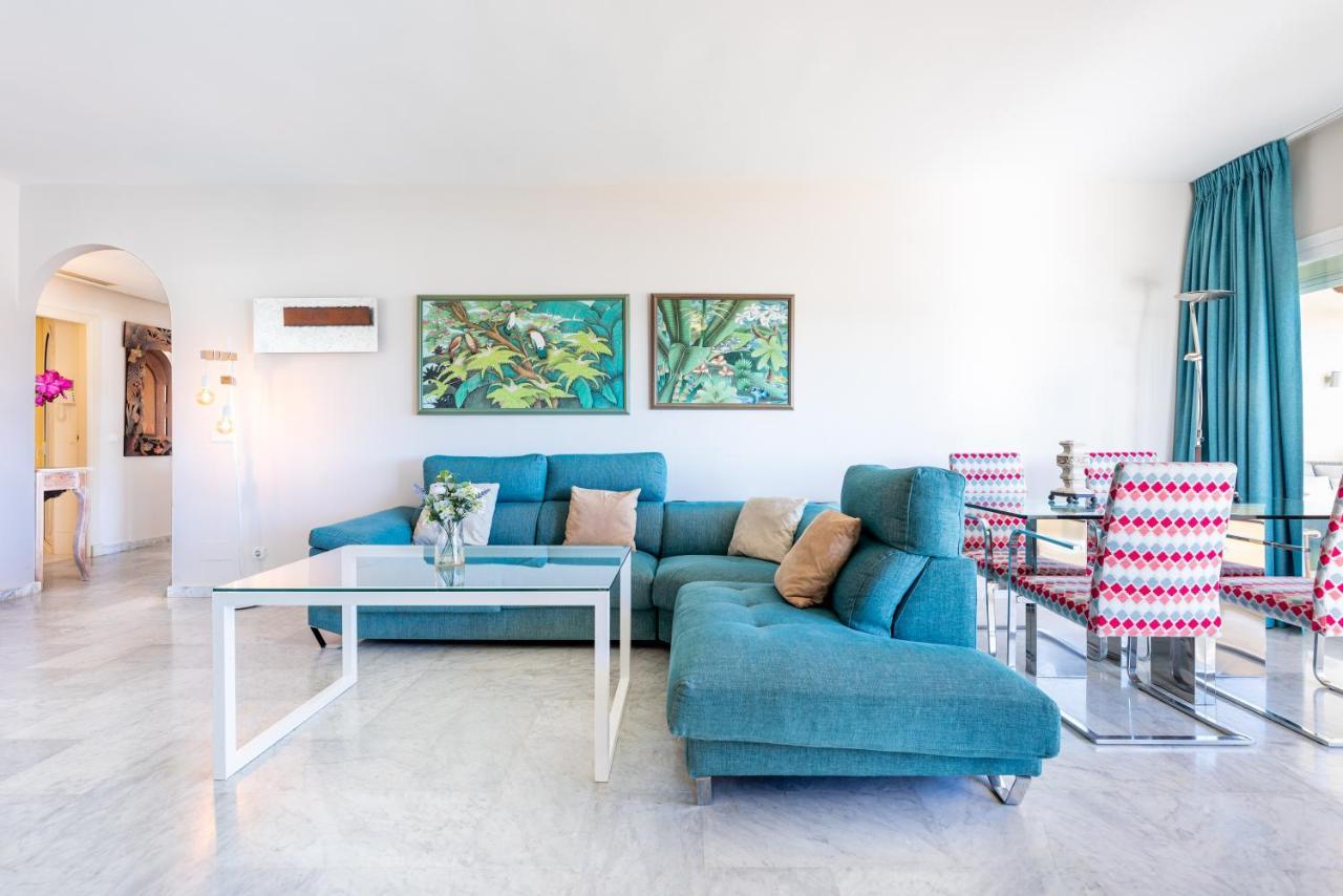 Wintowinrentals Luxury And Sea View Inside Puerto Marina Benalmádena Extérieur photo