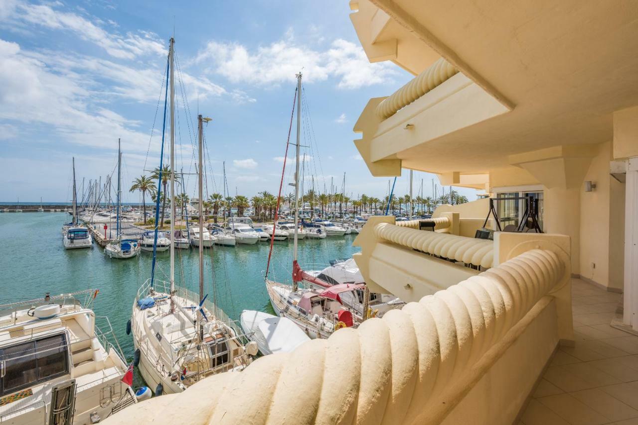 Wintowinrentals Luxury And Sea View Inside Puerto Marina Benalmádena Extérieur photo