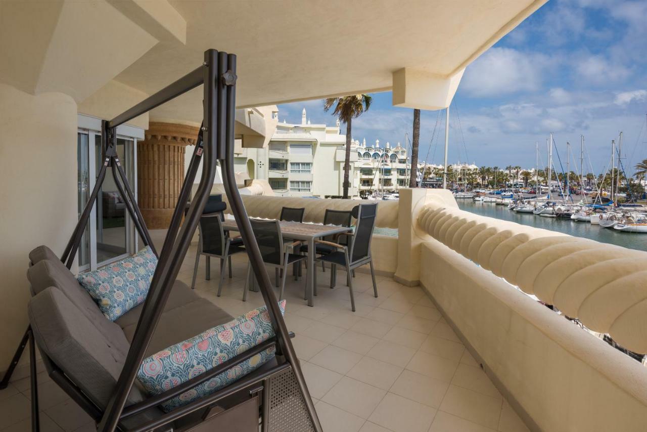 Wintowinrentals Luxury And Sea View Inside Puerto Marina Benalmádena Extérieur photo
